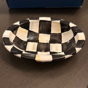 Courtly Check Enamel Soap Dish